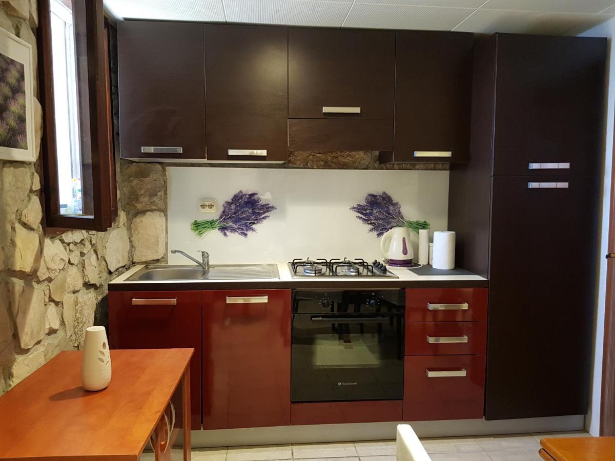 Studio Apartment Jelinek Brela Luaran gambar